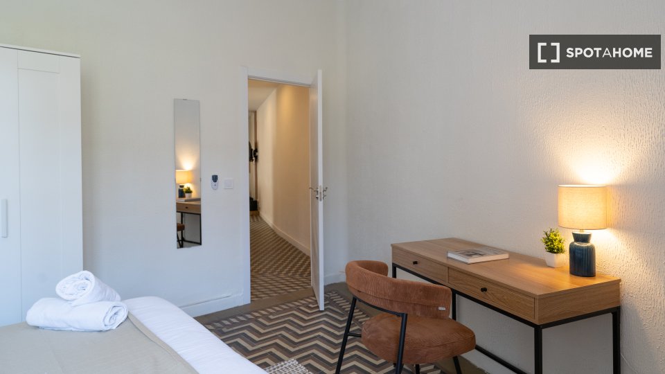 Double room Madrid, 7 beds — photo 15