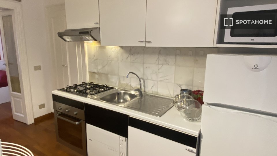 Apartment Milan, 1 bed, 45m² — photo 10