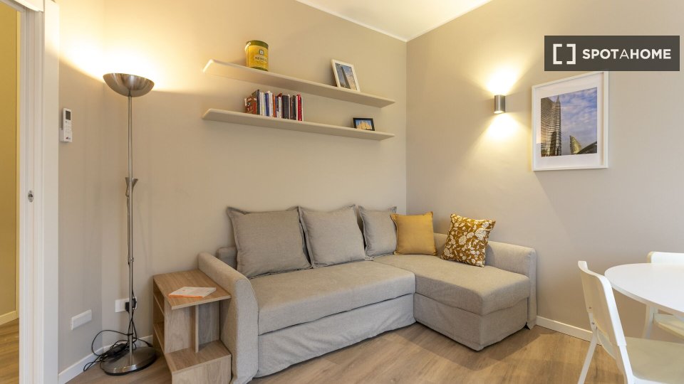 Apartment Milan, 2 beds, 70m² — photo 8