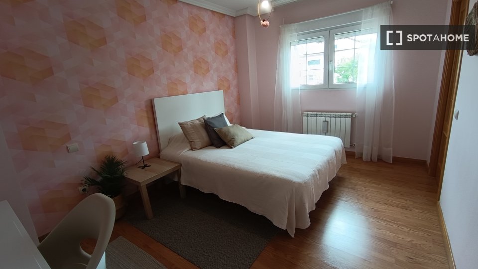 Double room Madrid, 5 beds — photo 9