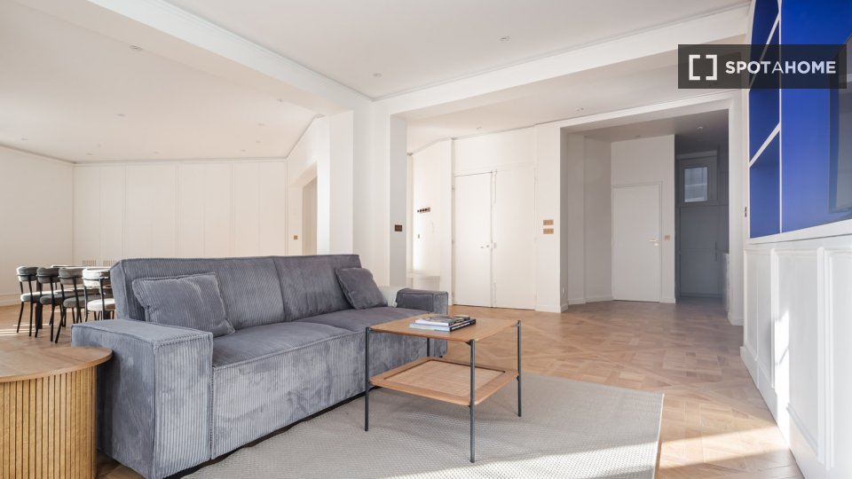 Apartment Paris, 5 beds, 194m² — photo 2