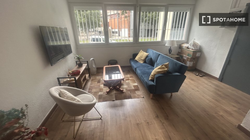 Double room Barcelona, 1 bed, 80m² — photo 6