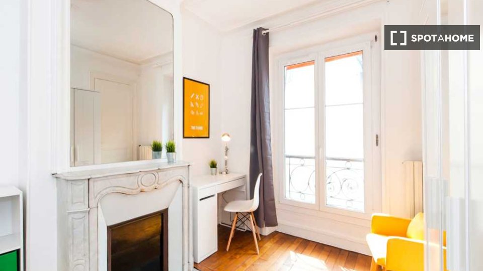 Double room Paris, 4 beds, 70m² — photo 17