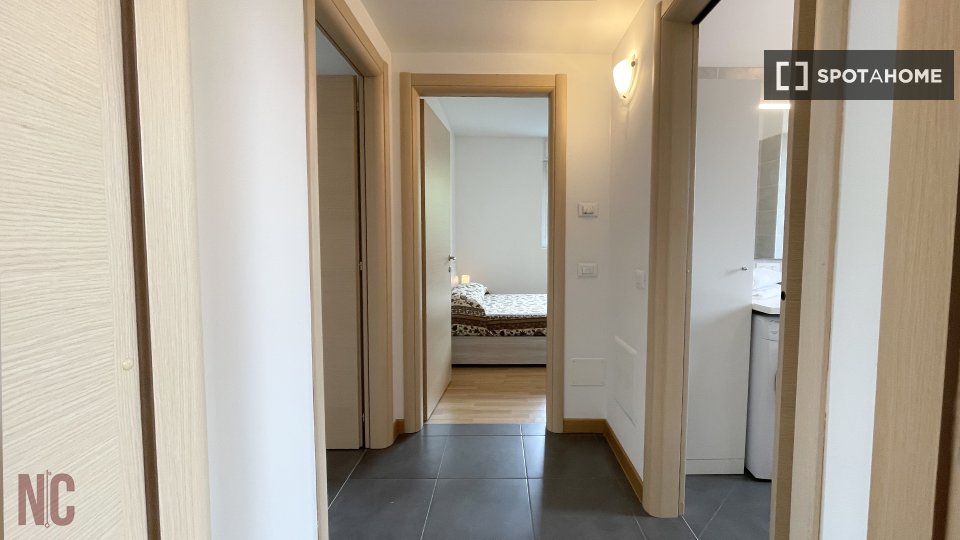 Apartment Milan, 2 beds, 70m² — photo 3