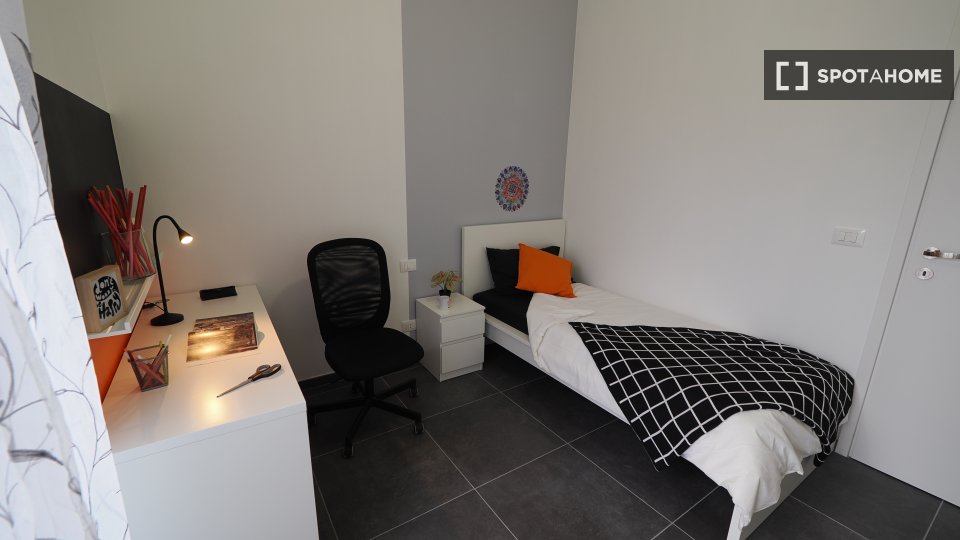 Double room Turin, 7 beds — photo 1