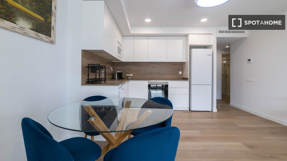Apartment Valencia, 2 beds, 60m² — photo 11