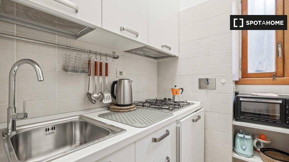 Apartment Rome, 2 beds — photo 6