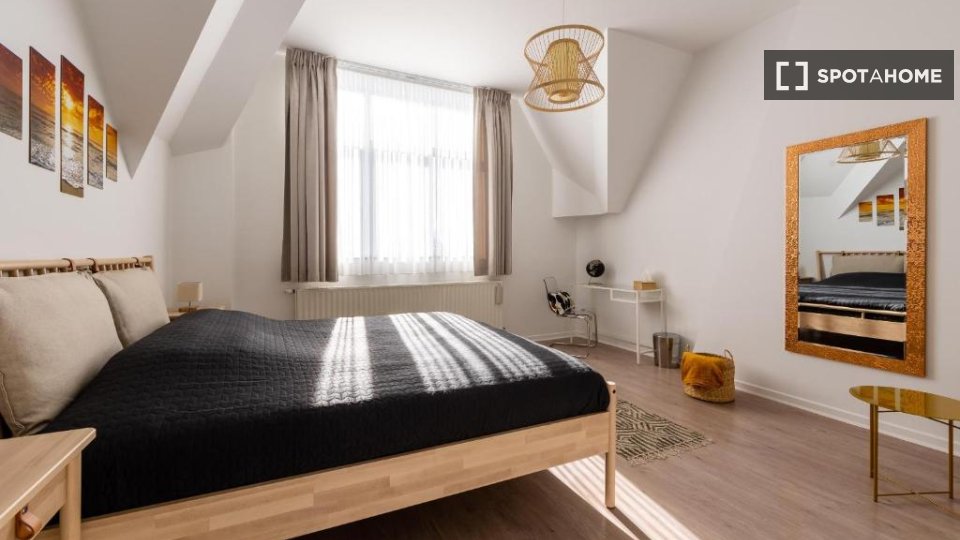 Apartment Brussels, 4 beds — photo 2