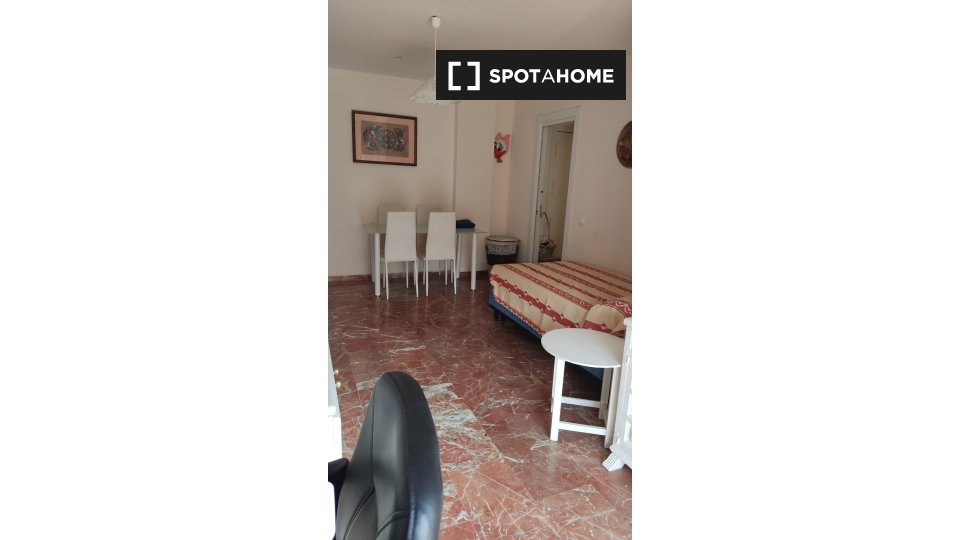 Double room Almeria, 4 beds — photo 3