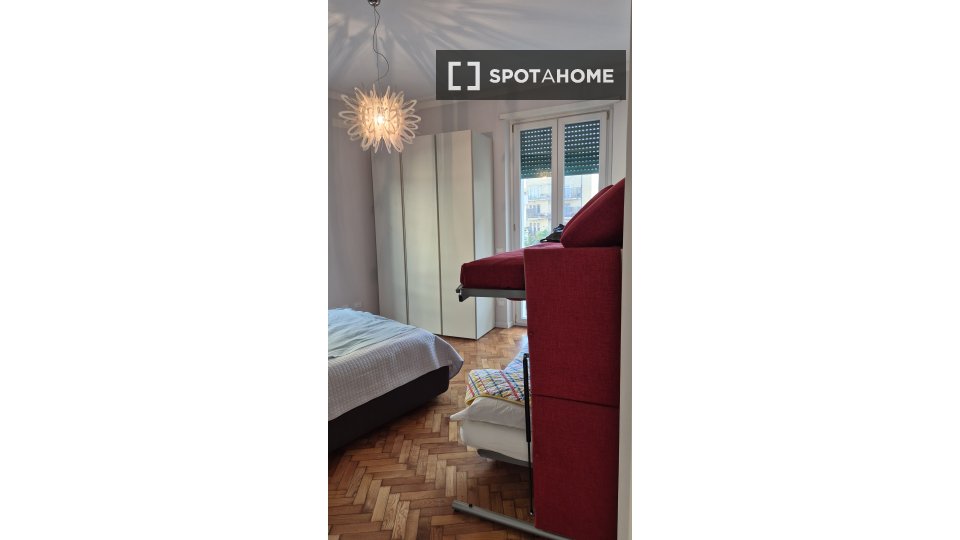 Double room Rome, 4 beds, 180m² — photo 18