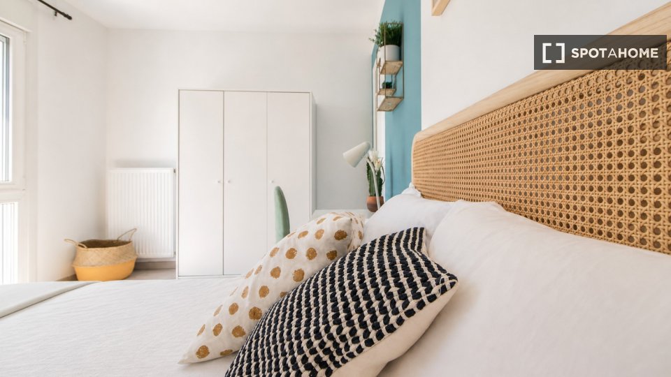 Double room Lyon, 5 beds — photo 27