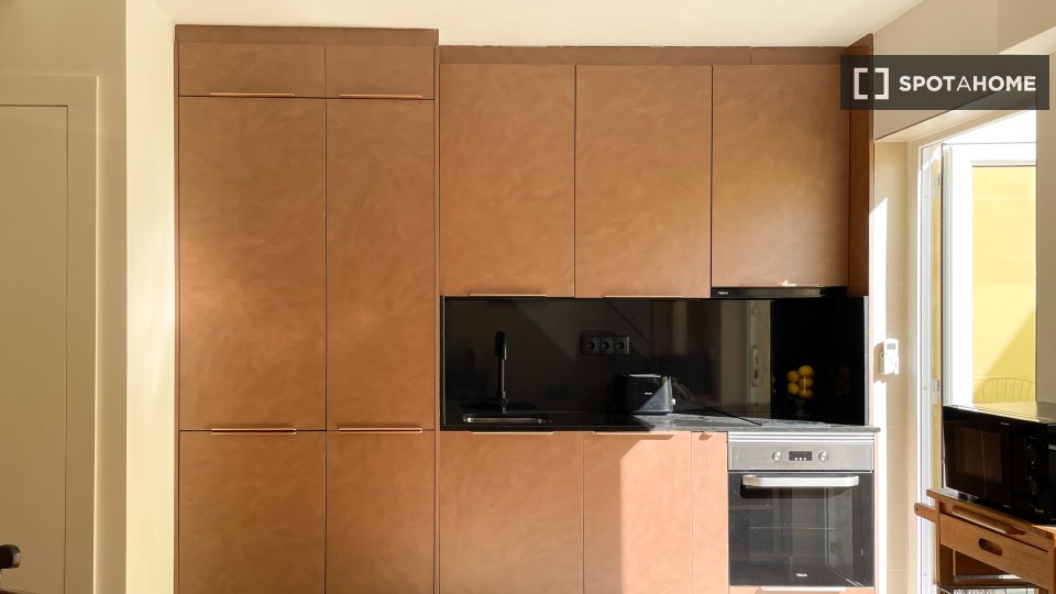 Apartment Lisbon, 1 bed — photo 3