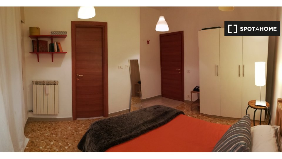 Double room Rome, 1 bed — photo 13