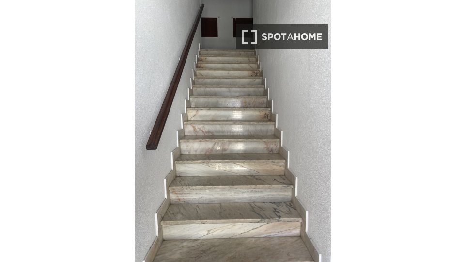 Apartment mono Lisbon, 45m² — photo 8