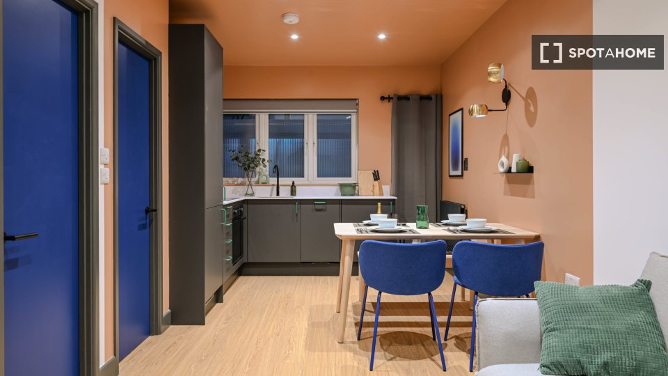 Apartment London, 2 beds, 55m² — photo 7