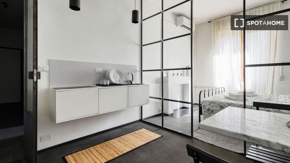 Apartment Milan, 1 bed, 35m² — photo 3