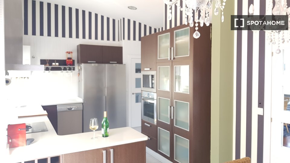 Apartment Santander, 3 beds, 228m² — photo 19