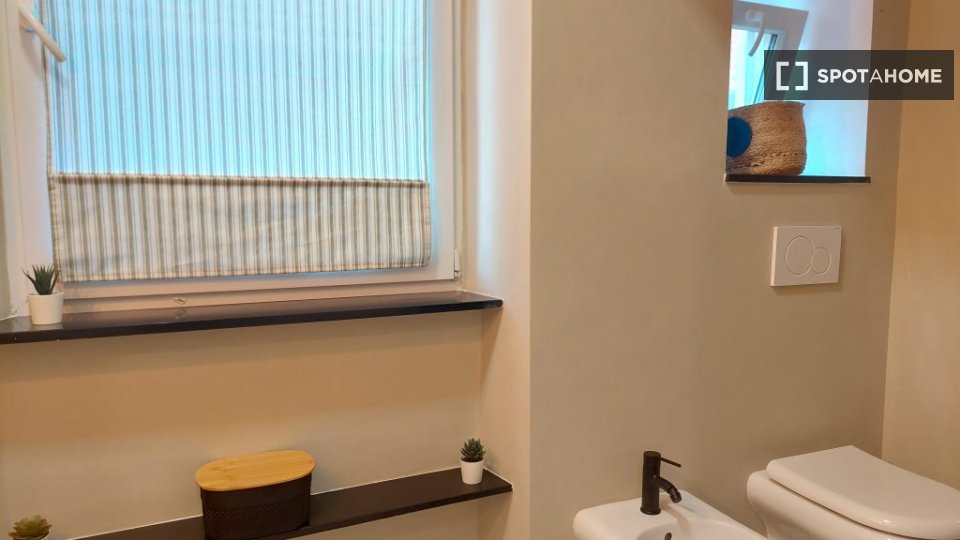Apartment Genoa, 2 beds, 65m² — photo 17