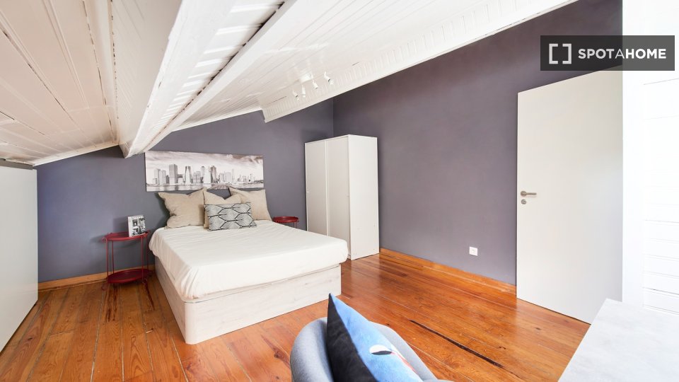 Double room Lisbon, 8 beds — photo 14