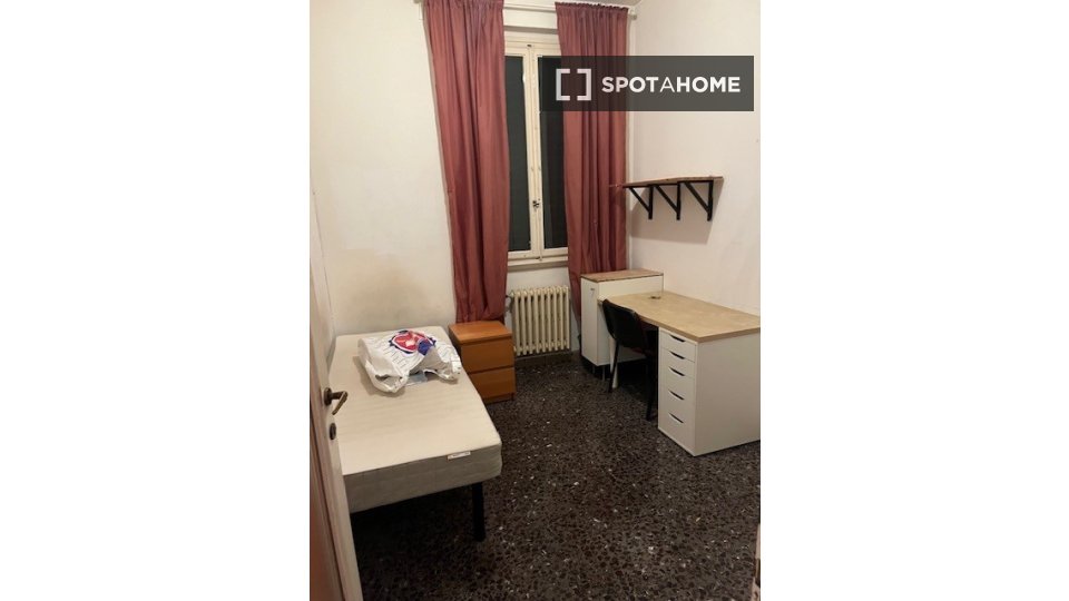 Double room Florence, 4 beds, 110m² — photo 10