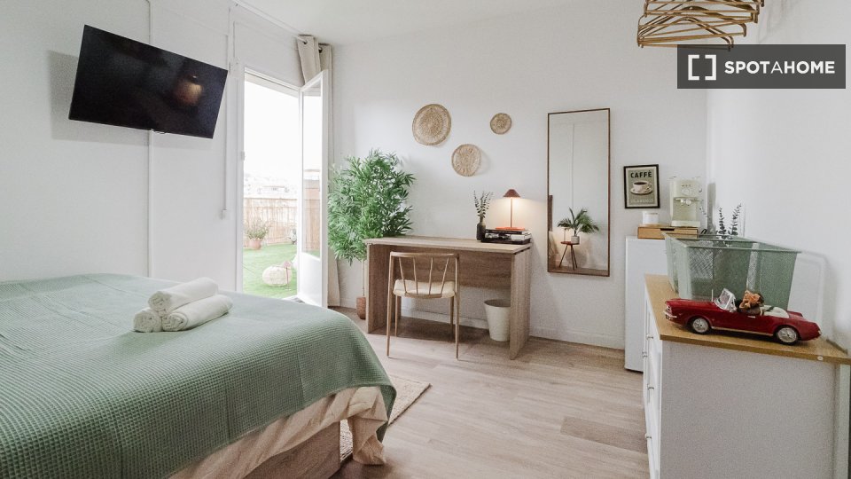 Double room Barcelona, 8 beds, 220m² — photo 44