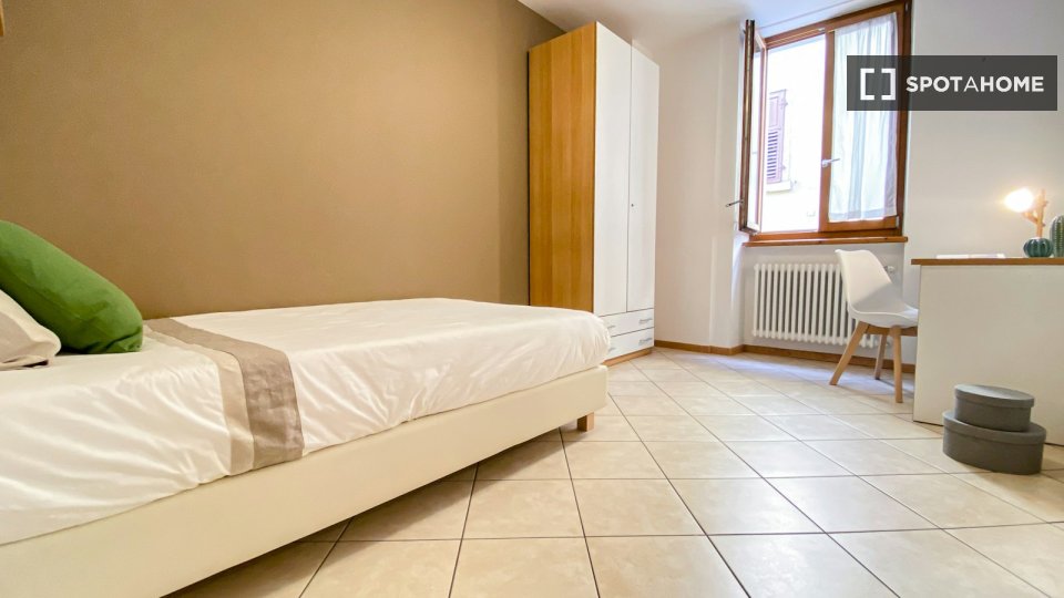 Double room Trento, 2 beds — photo 10