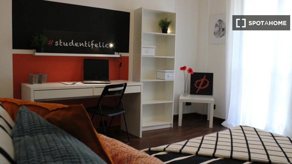 Double room Brescia, 5 beds — photo 11