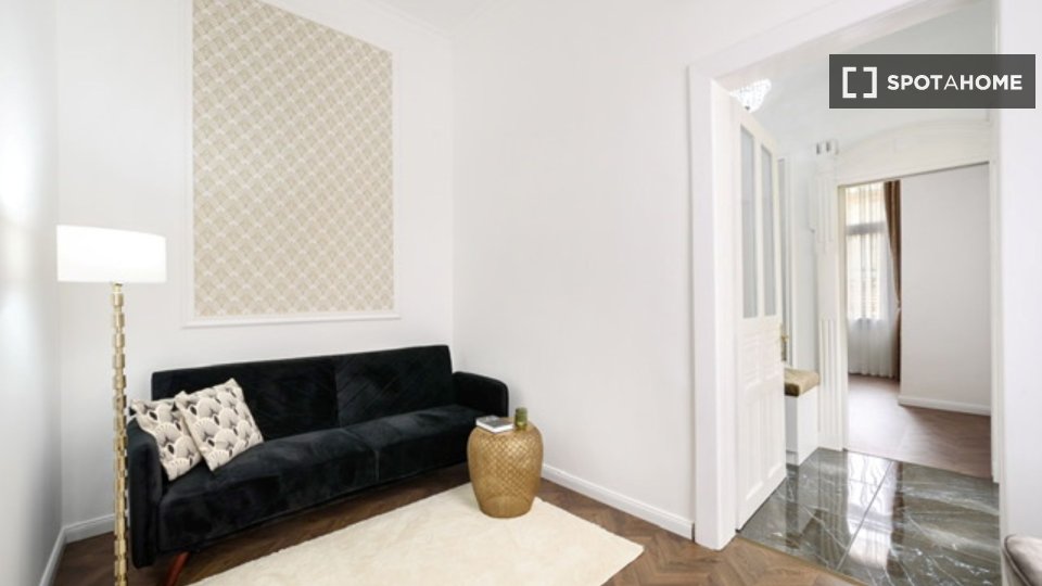 Apartment Budapest, 3 beds, 113m² — photo 10