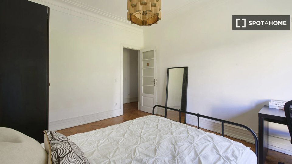 Double room Lisbon, 9 beds — photo 4