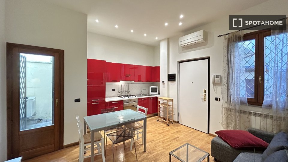 Apartment Milan, 1 bed, 45m² — photo 14