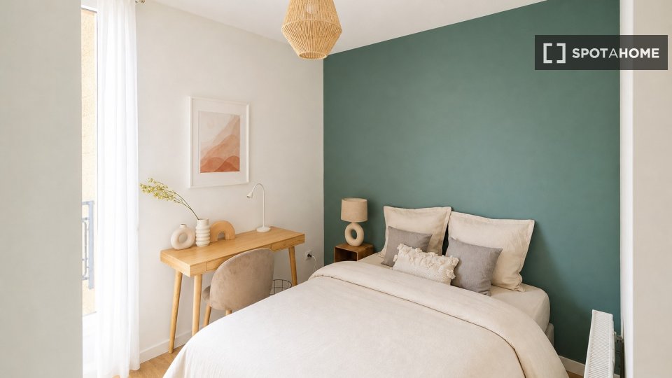 Chambre double Paris, 4 chambres — photo 27