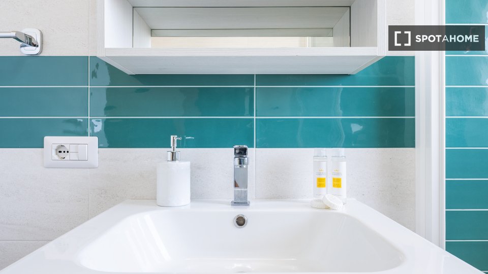 Apartment Cagliari, 2 beds, 66m² — photo 5