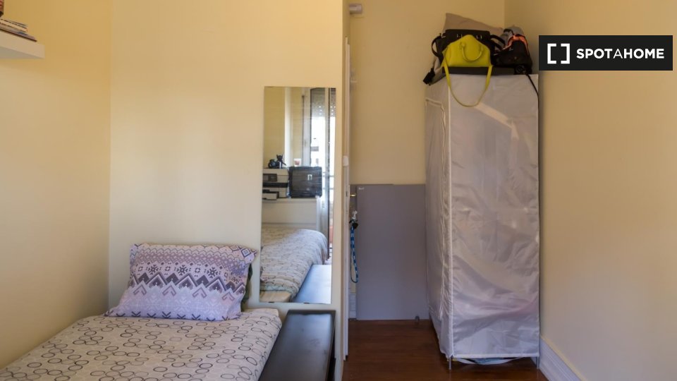 Double room Lisbon, 7 beds — photo 17