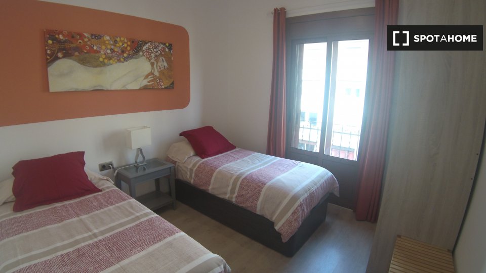 Apartment Barcelona, 3 beds, 70m² — photo 6