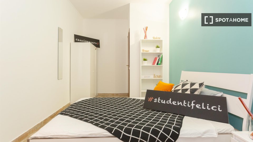 Double room Milan, 4 beds — photo 28