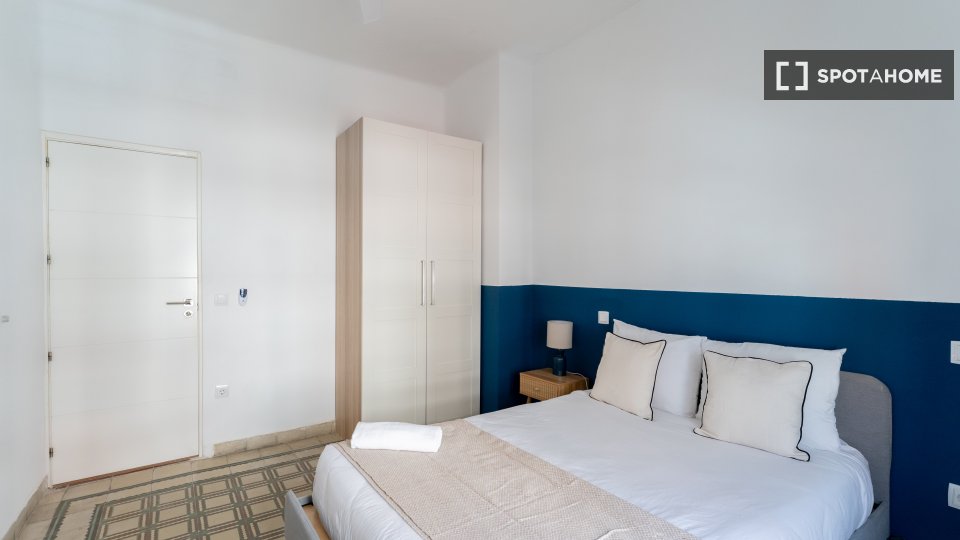 Double room Madrid, 6 beds — photo 16