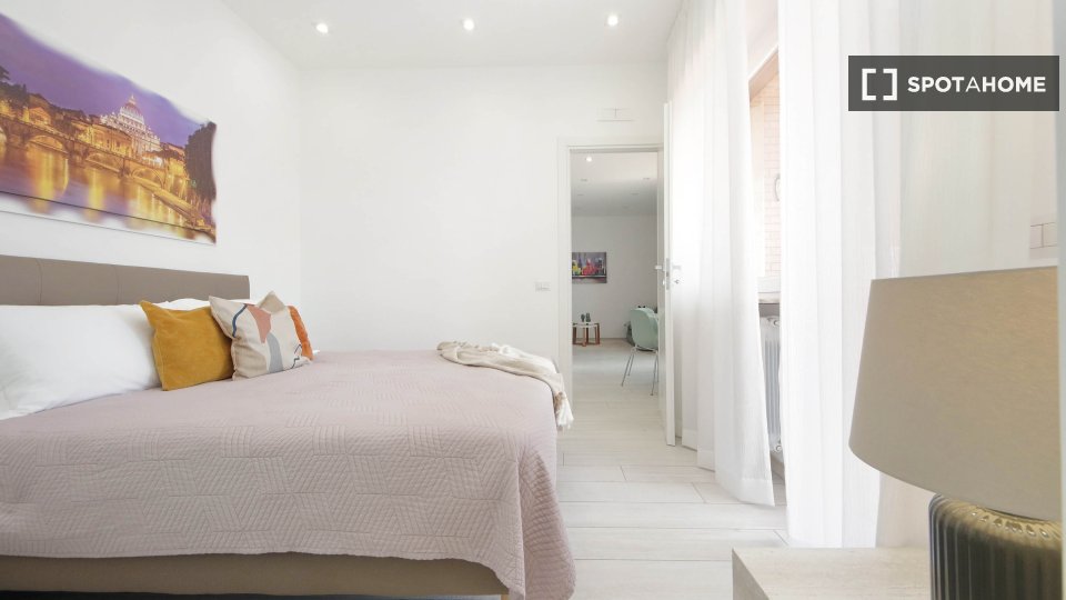 Apartment Rome, 1 bed — photo 12