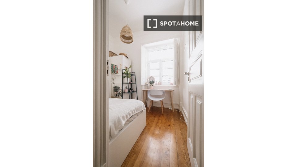 Double room Lisbon, 7 beds — photo 14