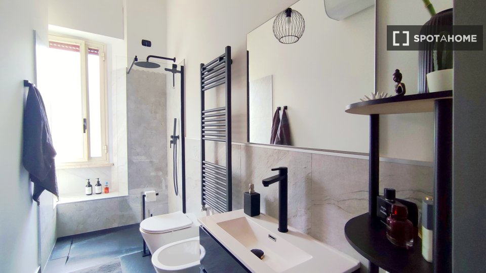 Apartment Milan, 1 bed, 63m² — photo 15