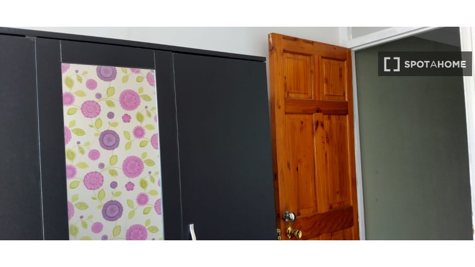 Double room London, 4 beds — photo 2