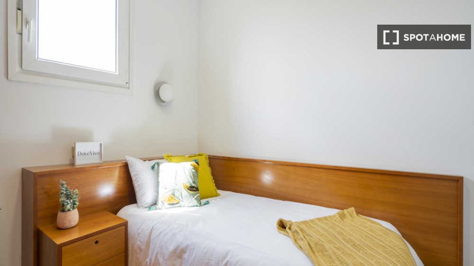 Double room Madrid, 12 beds — photo 70