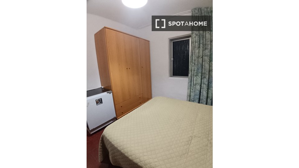 Double room Las_Palmas_De_Gran_Canaria, 4 beds, 70m² — photo 32