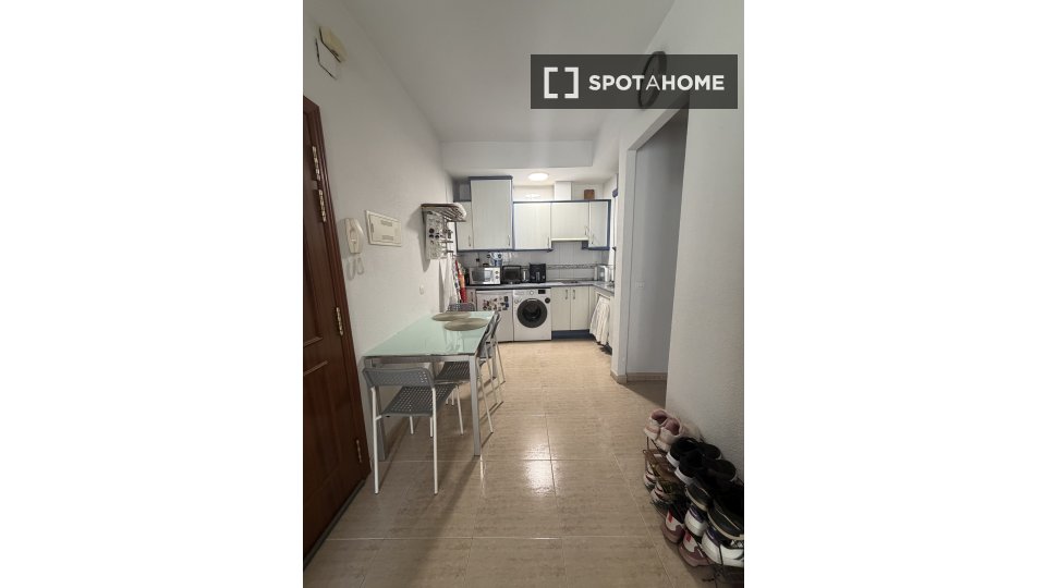 Apartment Malaga, 1 bed, 50m² — photo 2