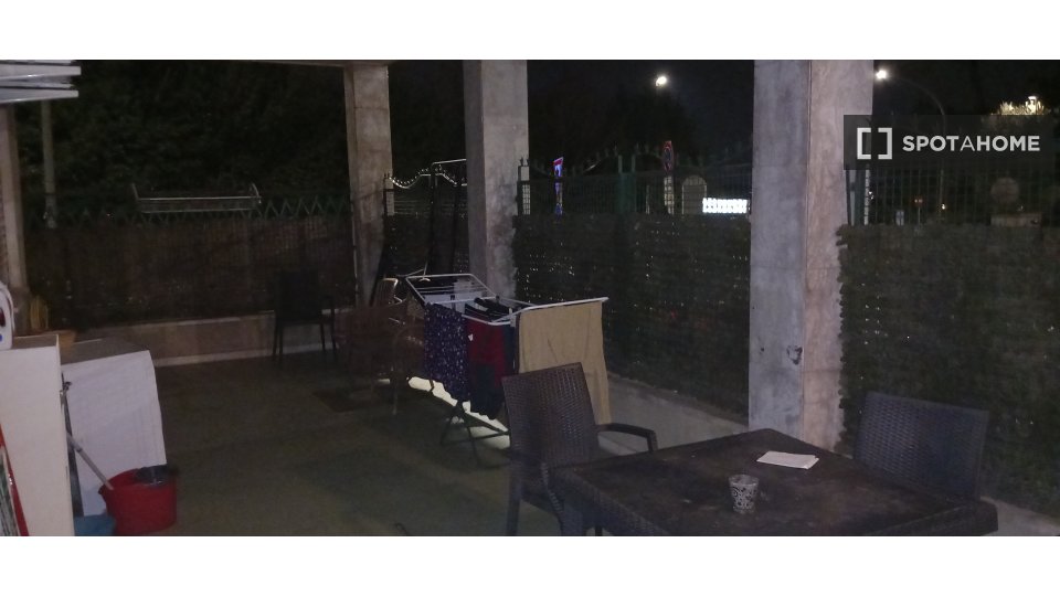 Double room Rome, 4 beds — photo 8