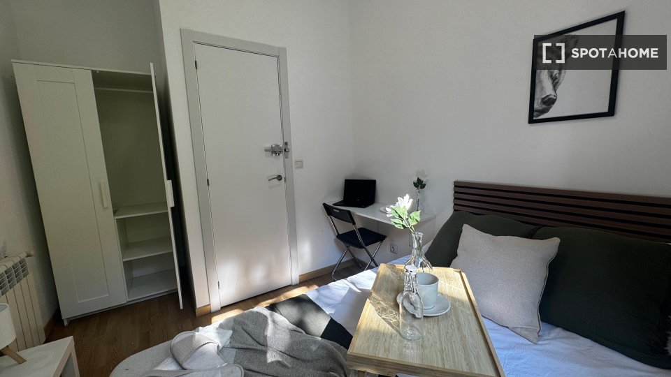 Habitación doble Madrid, 6 habitaciones, 110m² — foto 11