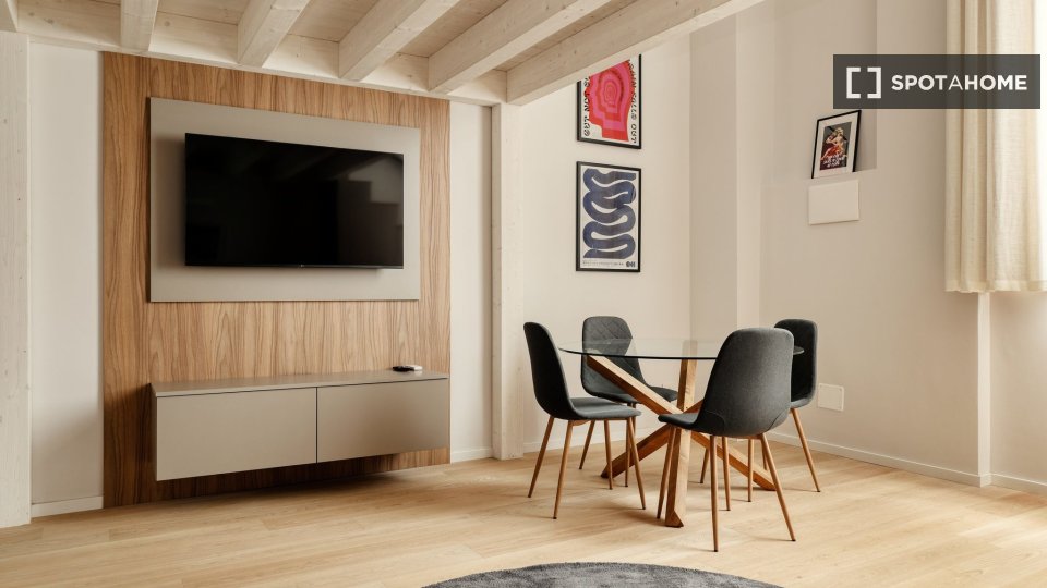 Apartment Milan, 1 bed, 60m² — photo 3