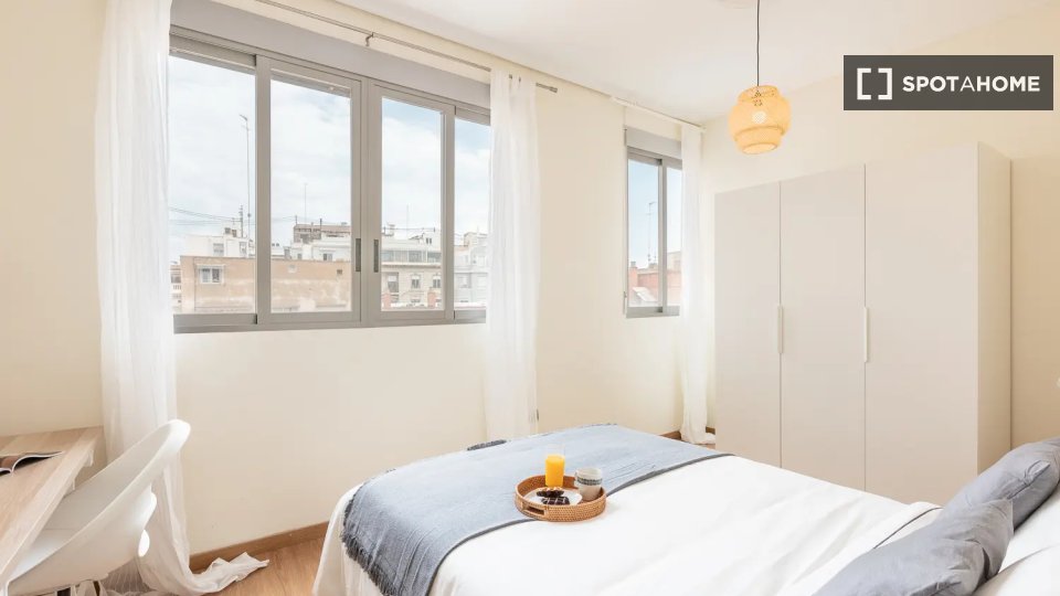 Double room Valencia, 6 beds — photo 1