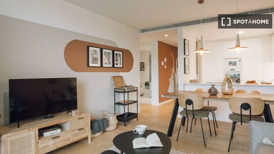 Apartment Lisbon, 1 bed — photo 18