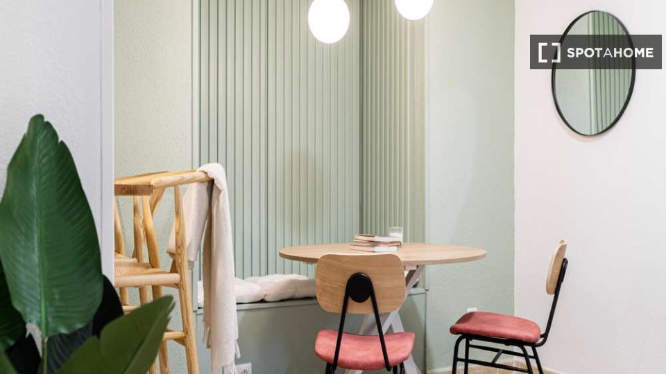 Double room Madrid, 4 beds — photo 12