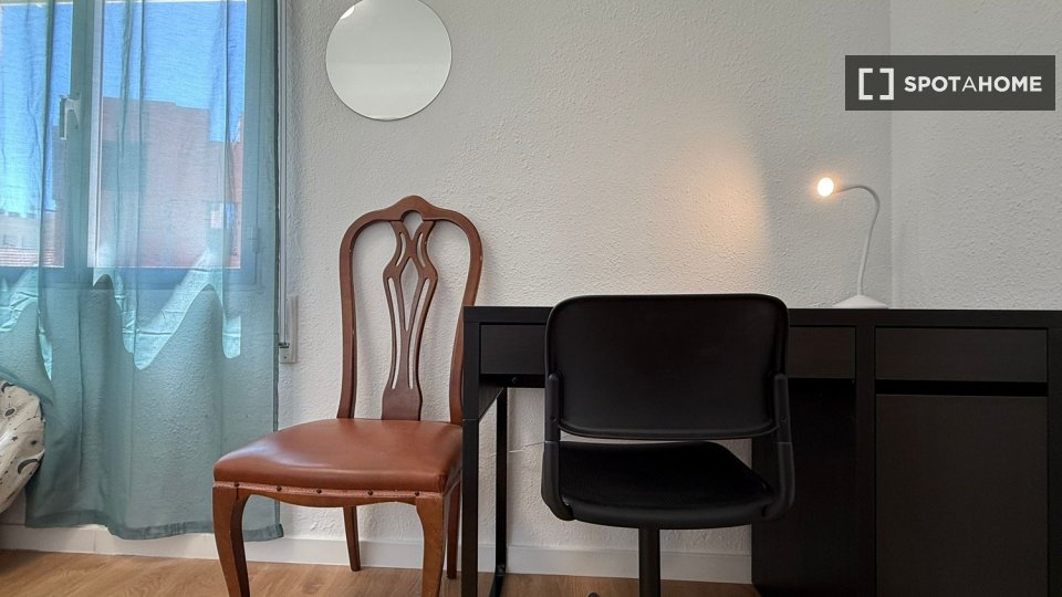 Double room Madrid, 4 beds — photo 6